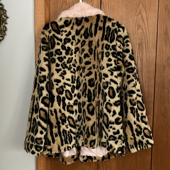 Topshop leopard faux fur coat! - Picture 9 of 9